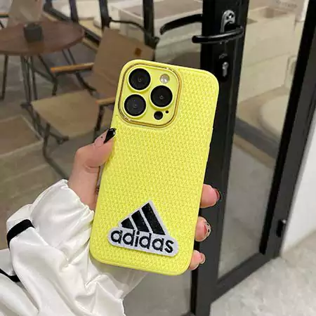 刺繍 アディダスiphone16/15スマホケース PE Adidas  スマホケース ブランドロゴSC23060621