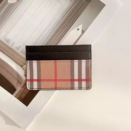 burberry ミニ財布