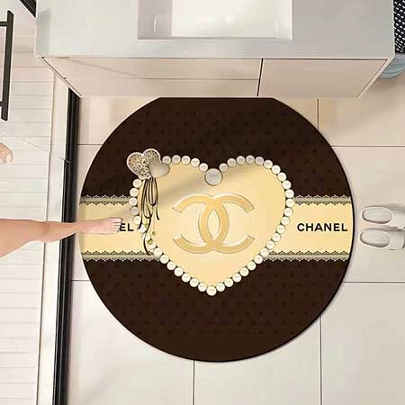 円形 chanel カーペット