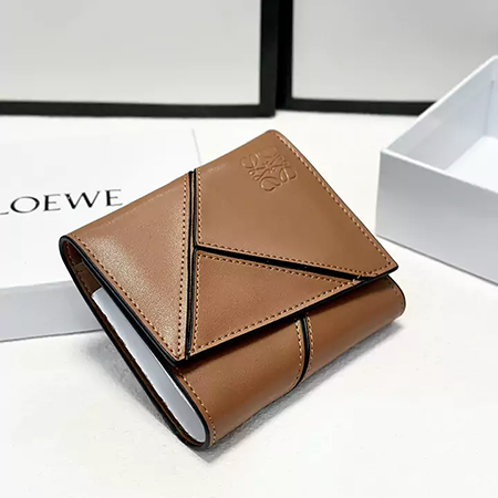 ロエベ パズル スクエア ジップウォレット レディース LOEWE 二つ折り財布 コンパクト 革 ミニ財布 大人 オシャレ 激安 財布