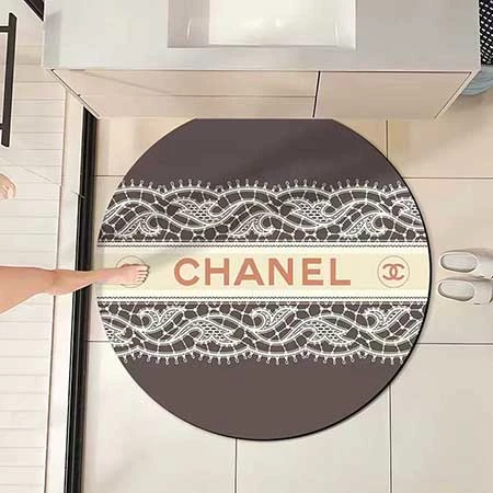 円形 chanel カーペット