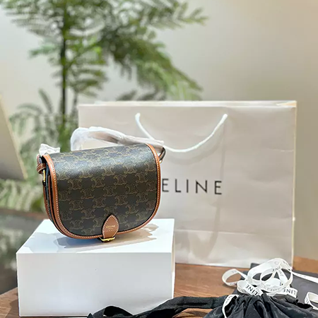 高級偽物 中国販売 セリーヌ ショルダーバッグ Folco Medium ファルコ ミディアム ブラウン レディース CELINEミニバッグ 斜めがけ 可愛い おしゃれ