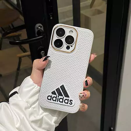 刺繍 アディダスiphone16/15スマホケース PE Adidas  スマホケース ブランドロゴSC23060621