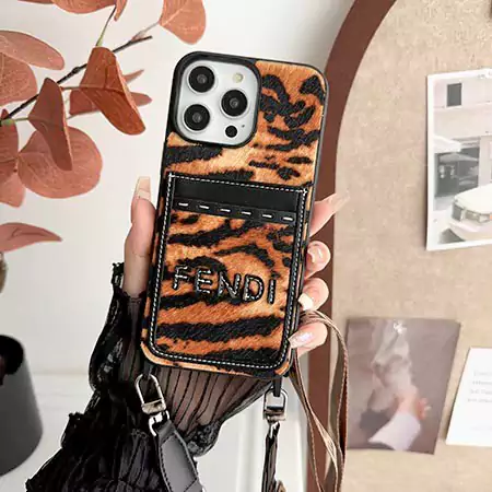 fendi フェンディ iphone 16/15/14ケース 革 カード収納 斜めがけ