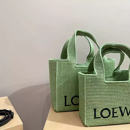 新作 ロエベ ラフィアバッグ フグハンドバッグ 人気 可愛い 夏向け 高品質 Loewe 「パウラズイビザ 」トートバッグ レデイース オシャレ