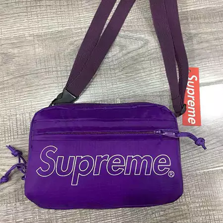 ブランド シュプリーム/Supreme  財布