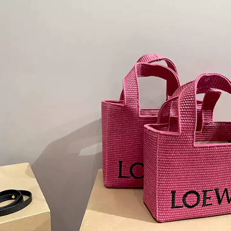 新作 ロエベ ラフィアバッグ フグハンドバッグ 人気 可愛い 夏向け 高品質 Loewe 「パウラズイビザ 」トートバッグ レデイース オシャレ