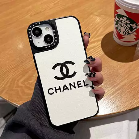 黒白2カラー ブランド シャネルiphone16pro/16Plusスマホケース男女兼用Chanel iphoneスマホケース SC22112943