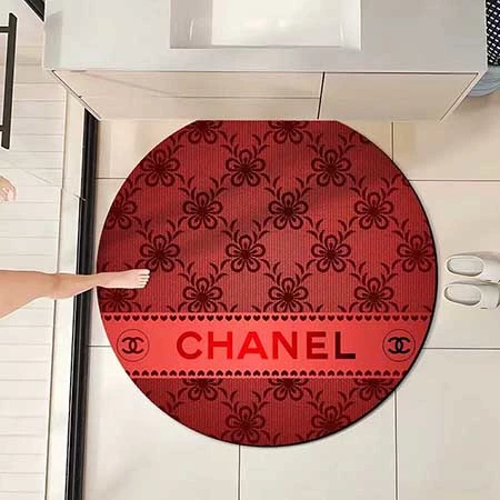 円形 chanel カーペット