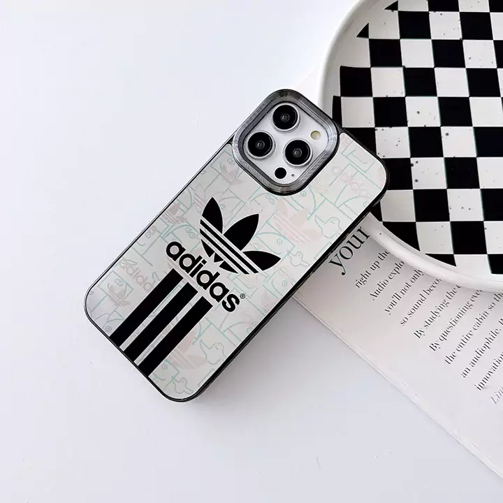 ブランド adidas アディダス iphone 15プロ 携帯ケース