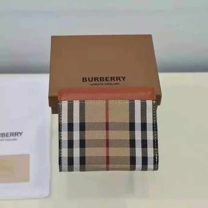 Burberry 小銭入れ 横開き