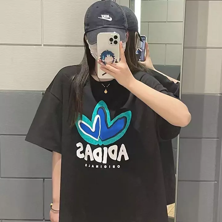 アディダス tシャツ おしゃれ