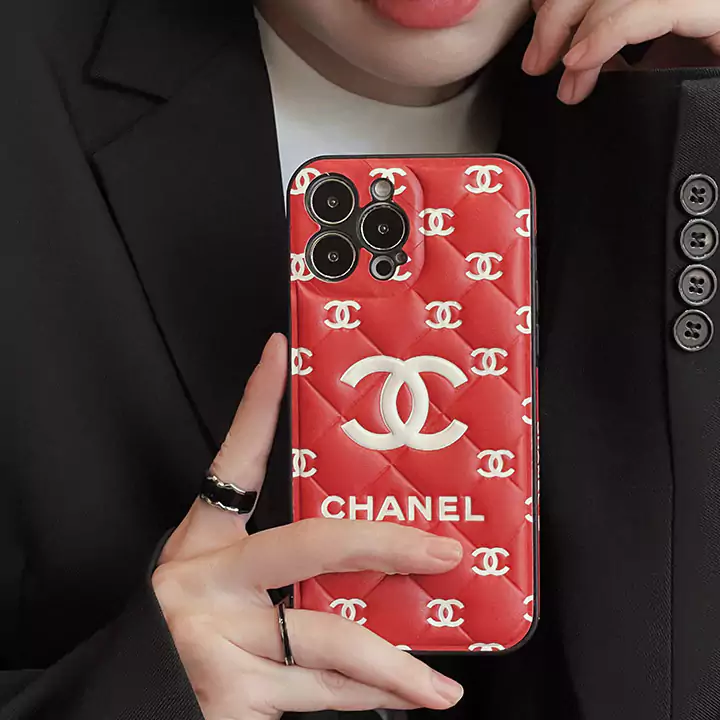 アイフォーン 15 pro chanel カバー