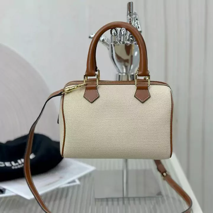 セリーヌ スモールボストン キュイル トリオンフ ブランド 高品質 CELINE カーフスキン レディースボストンバッグ ミニ ショルダーバッグ おしゃれ