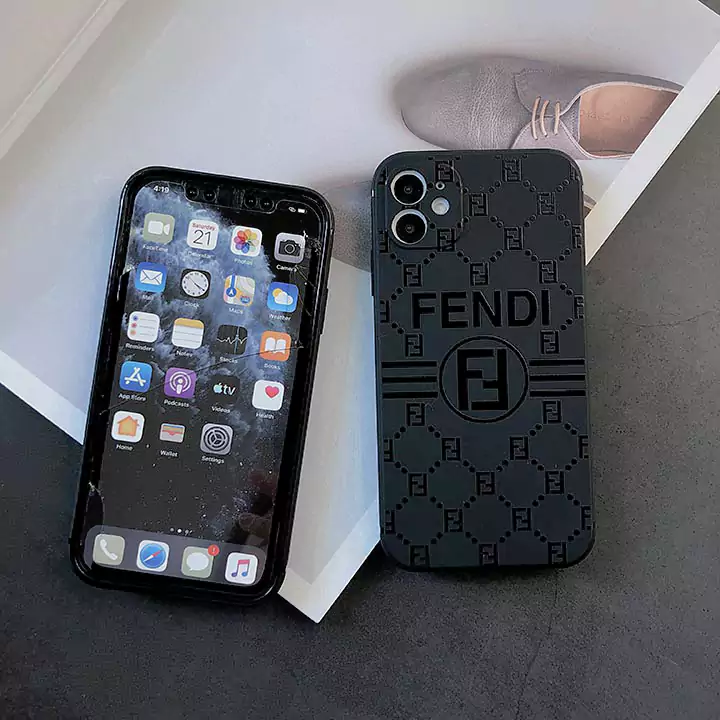 fendi iphone16カバー 黒