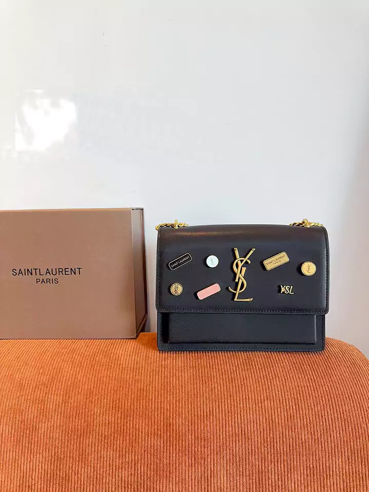 YSL ショルダーバッグ 高級