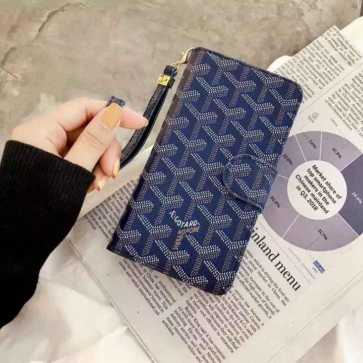 Goyard Galaxy s23 手帳ケース お洒落 ゴヤール iPhone14 手帳ケース カード/名刺/手形/小切手入れ 額縁機能 GALAXY S22ケース 三つ折り 実用性高い 男女兼用 ストラップ付き