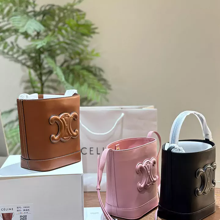 【BUCKET TRIOMPHE】超美品 CELINE スモール バケットショルダーバッグ キュイル トリオンフ セリーヌ ミニ 肩掛けバッグ ピンク系 超人気