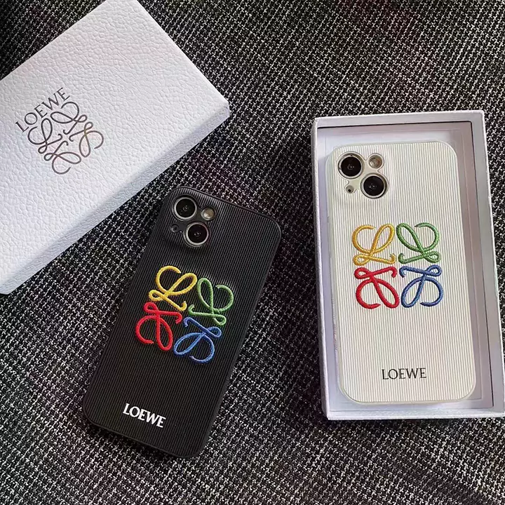 皮製 刺繍 iphone 16プロ ロエベスマホケース 白黒 個性 iphone 16 ケース 男女兼用 loewe ブランドロゴ アイホン 15pro maxケース 綺麗 カップル iphone14 14promaxケース 偽物 通販 iphone13ケース おすすめ