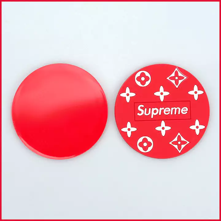 ブランド シュプリーム/Supreme  カー用品	