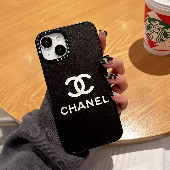 黒白2カラー ブランド シャネルiphone16pro/16Plusスマホケース男女兼用Chanel iphoneスマホケース SC22112943