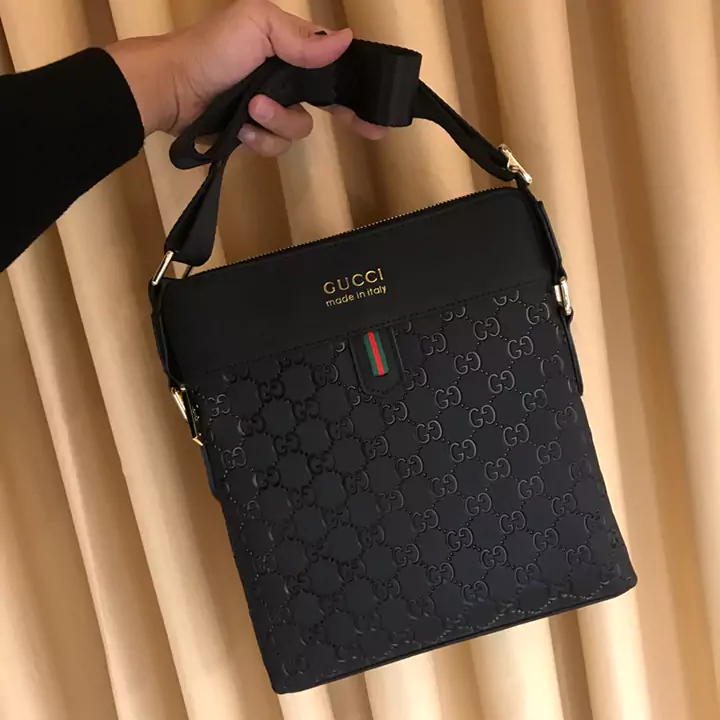 Gucci メッセンジャー