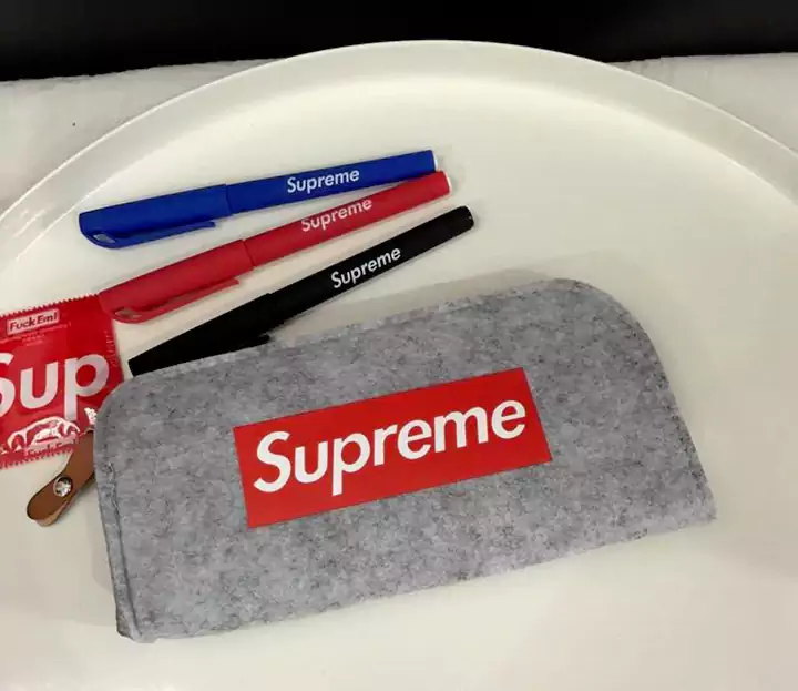 シュプリーム ボックスログ 筆箱 supreme ペンケース ペンポーチ ファスナー 絨布 ふで箱 学生 学校 筆記用具 小物入れ 4色 送料無料 feecopy.com