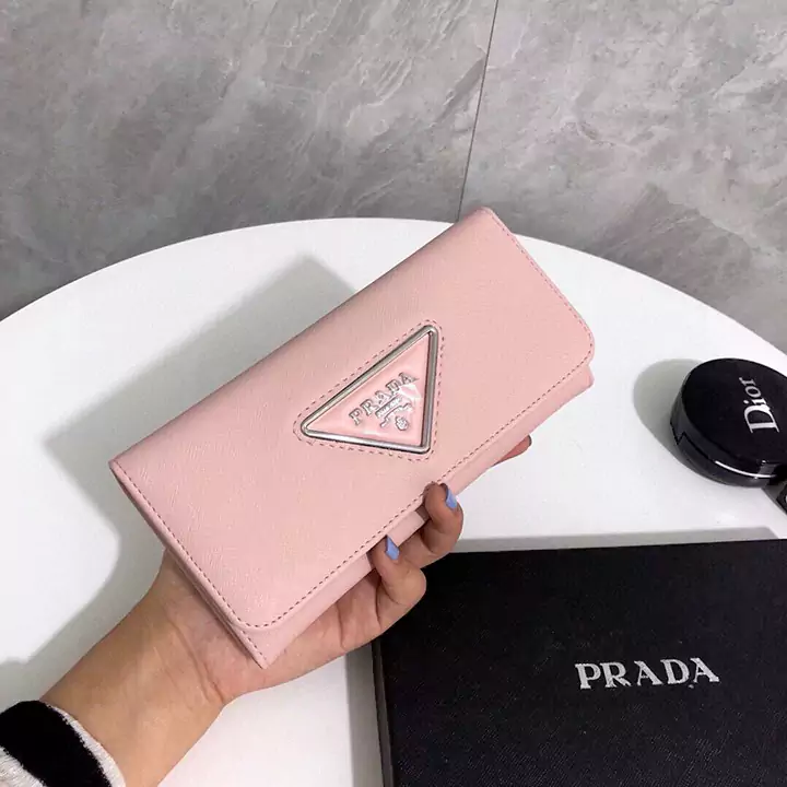 Prada サフィアーノ長財布