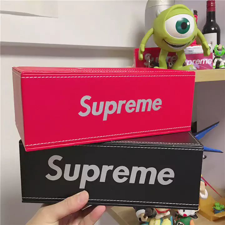 ブランド シュプリーム/Supreme  カー用品	