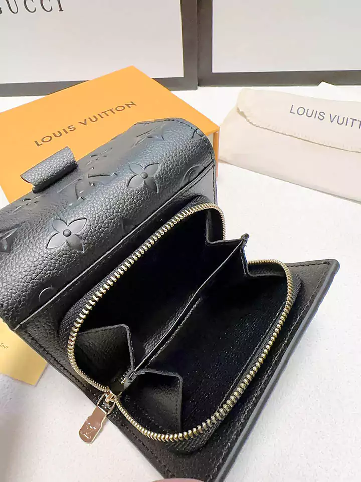 芸能人愛用 LOUIS VUITTON ミニ財布 ブラック 上品 牛革 免許収納 金具 ロゴ付き ブランド ルイヴィトン財布付き人気 新発売 ビジネス風 く精巧な 多機能 横開き小銭収納 ファッションプレゼント