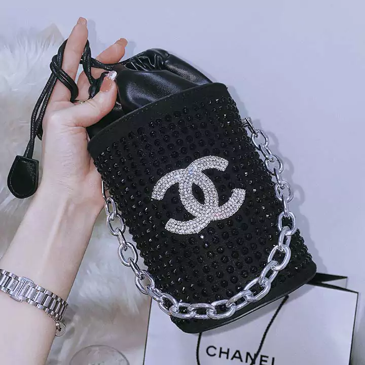 女性愛用 クロスボディChanel 人造革 ロゴ付き ダイヤモンド 彼女へのプレゼント シャネル ラグジュアリー 新作 ハイブランド 綺麗 横開き バケツ型 大人気 ブラック 黒 開放式 ハンドバッグ