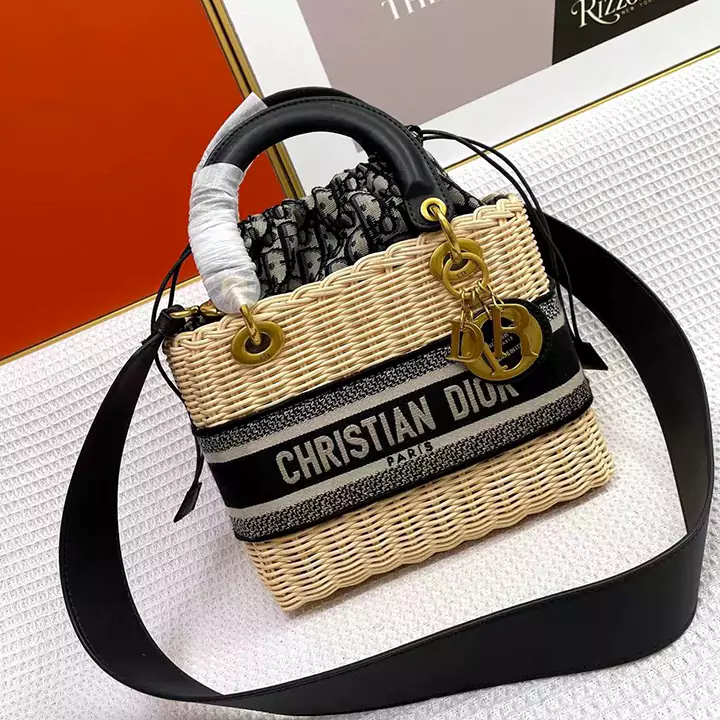 Christian Dior カゴバッグ レディース ショルダーバッグ コンパクト可愛い ディオール レディ2WAYトートバッグ ゴールド 金具 刺繍ロゴ