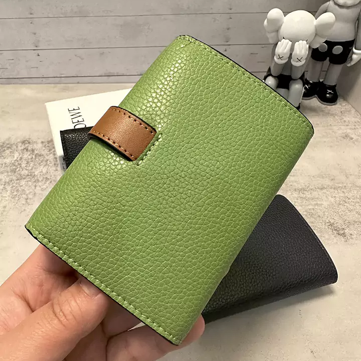 上品 3色 ロエベ 二つ折り財布 COMPACT ZIP レディース レザー ミニ財布 流行り 高品質 Loewe アナグラム バーティカル スモール ウォレット ブランド N级品 コピー