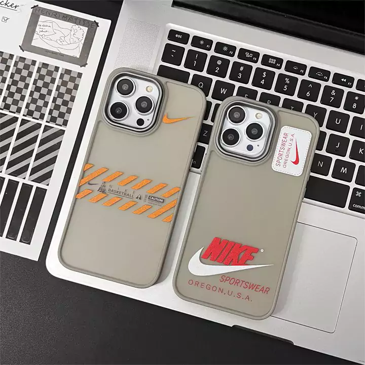 NikeシリコンiPhone 16 ケース