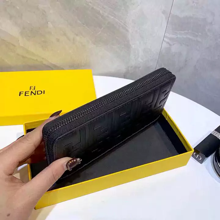 小銭収納 ファスナー式 フェンディ 長財布 牛革 ロゴ付き カード収納 横開き fendi ハイブランド クラッチバッグ 男性愛用 ラウンドファスナー ファスナーポケット 綺麗 ラグジュアリー新作 高品質