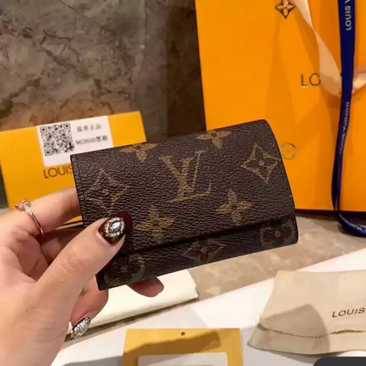 ルイヴィトン Louis Vuitton キーケース キーホルダー 財布 三つ折り上品